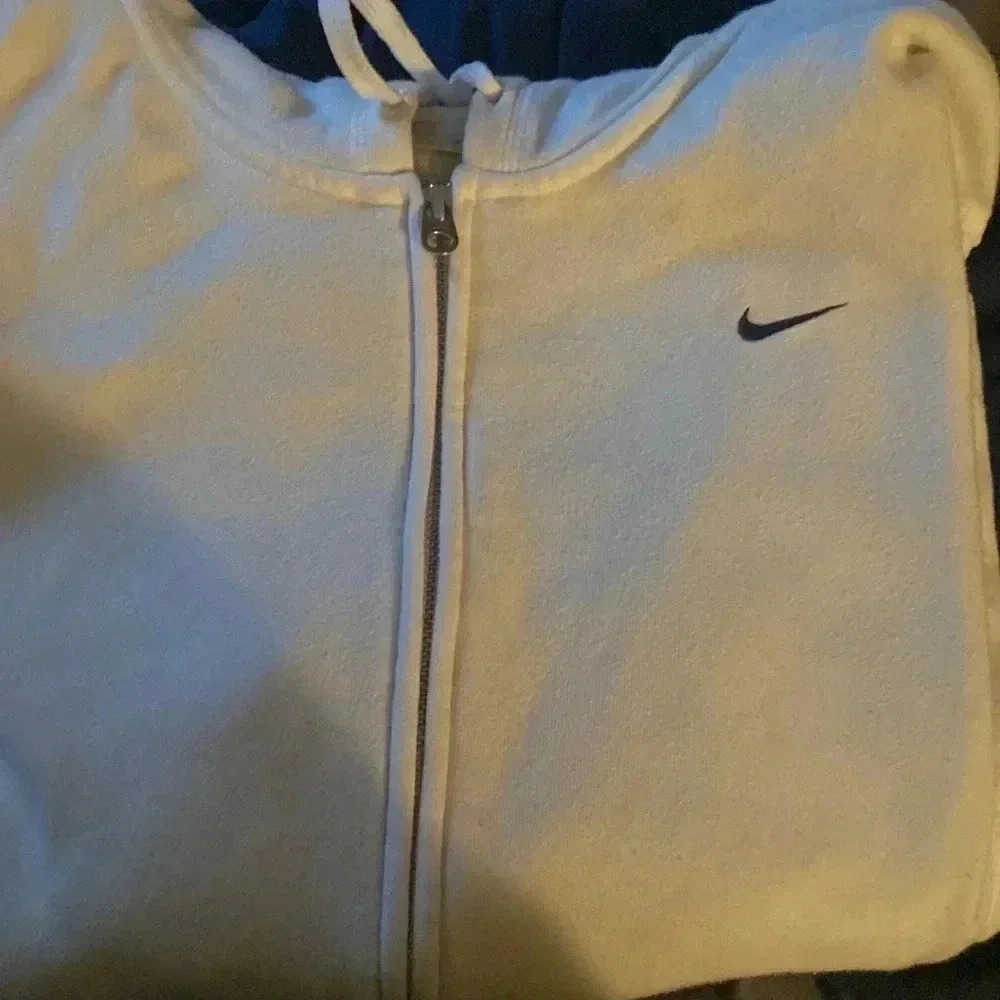 NWOT White nike hoodie